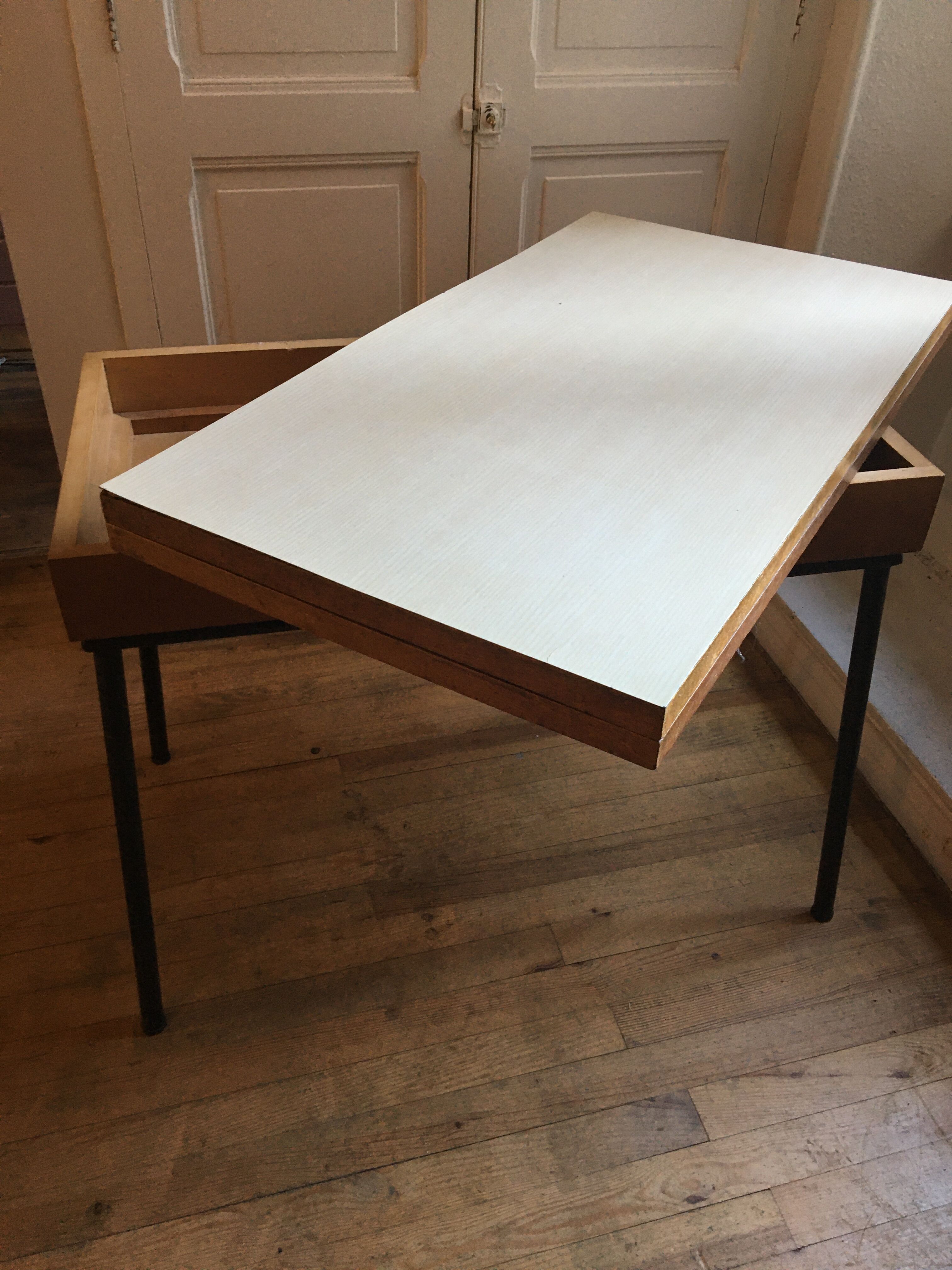 System table from the 1950s