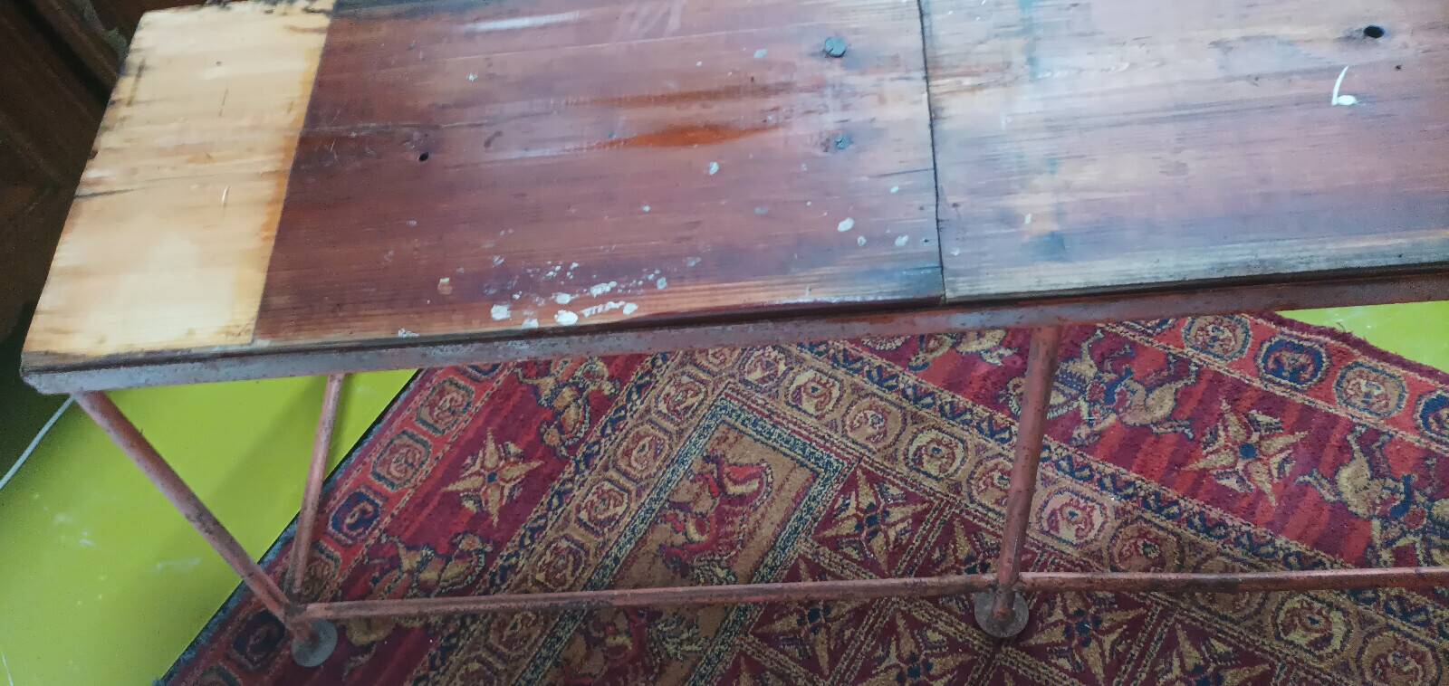 Metal industrial bench