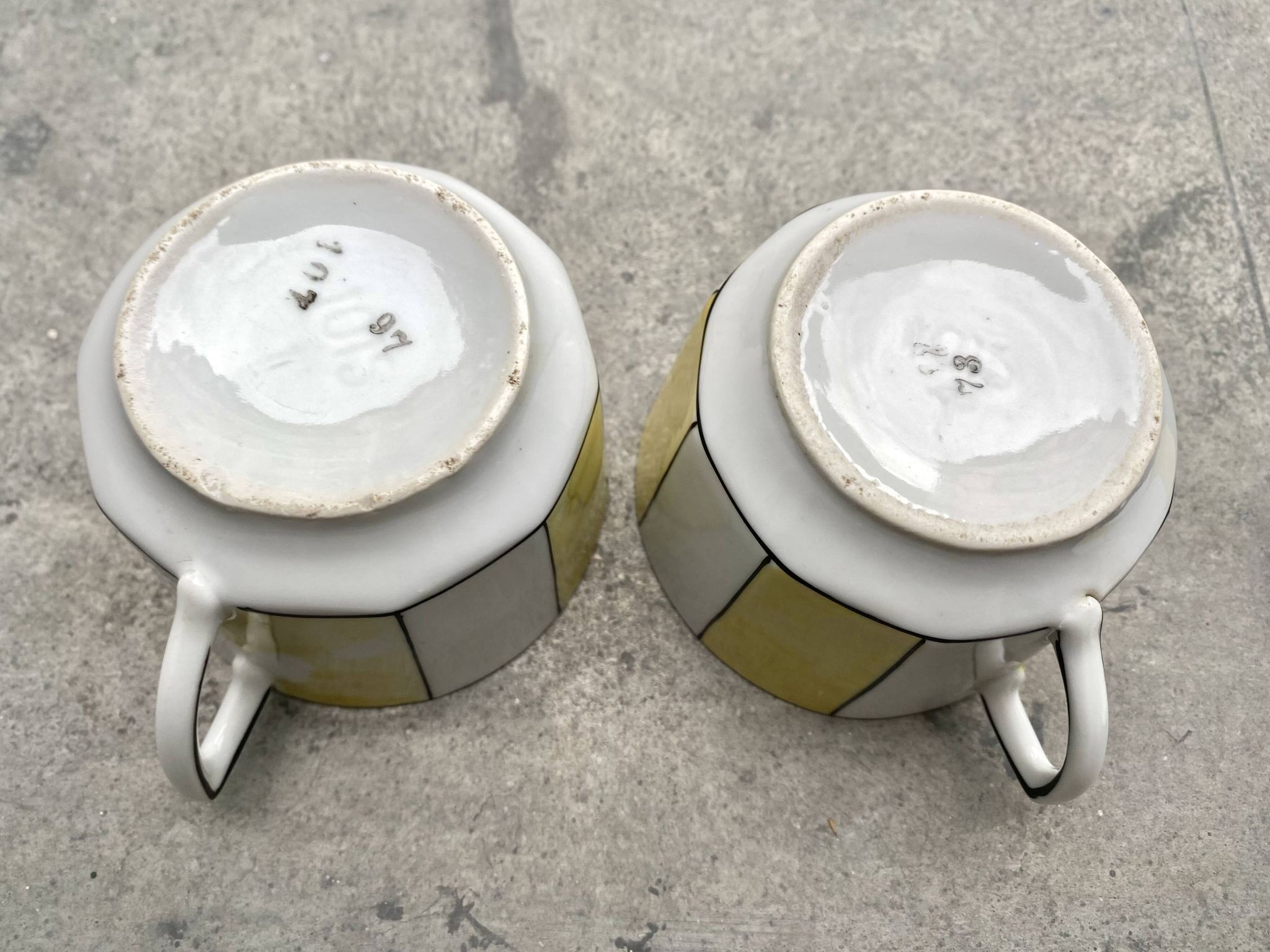 60s striped iridescent porcelain coffee service, 2 cups + 2 vintage saucers