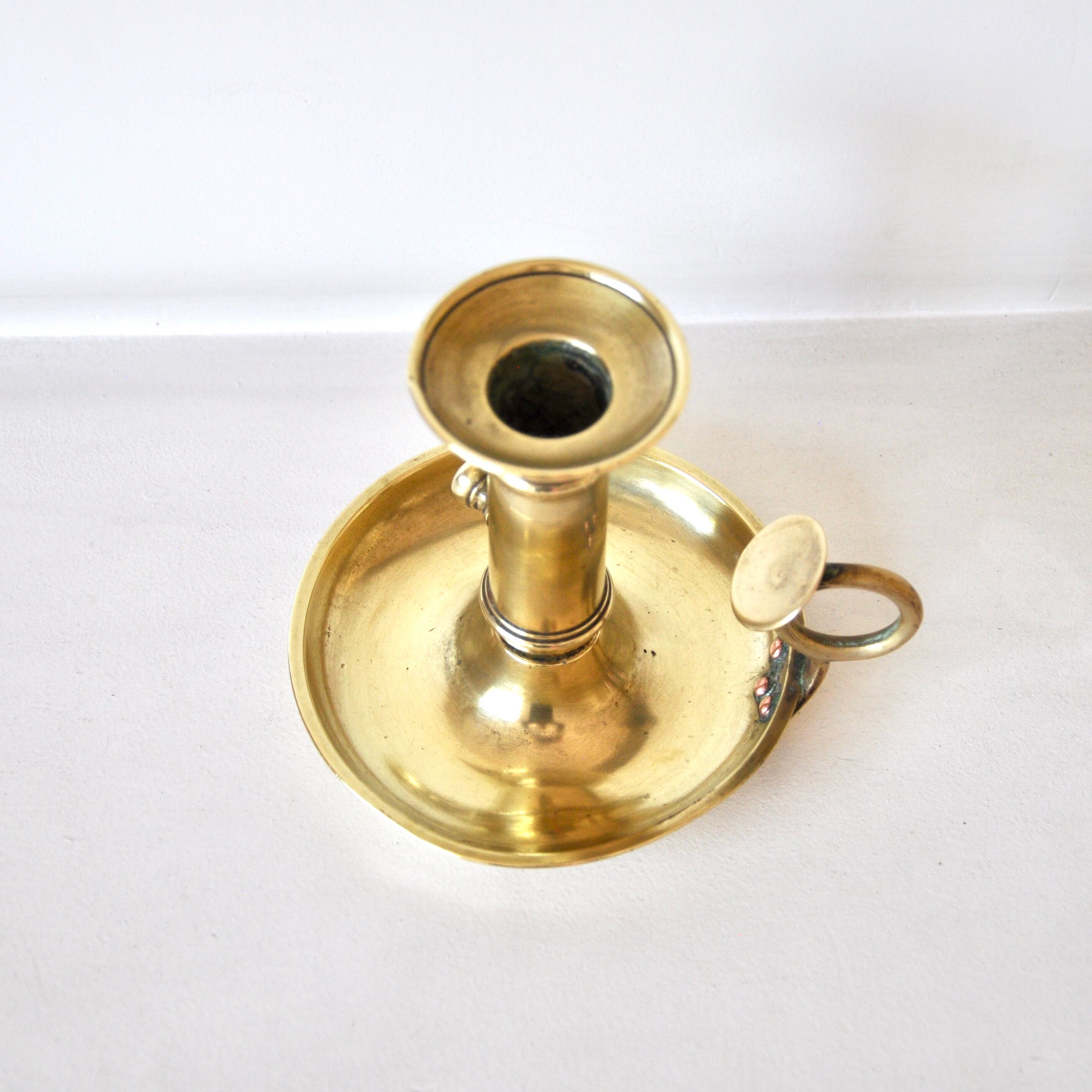1 hand candlestick