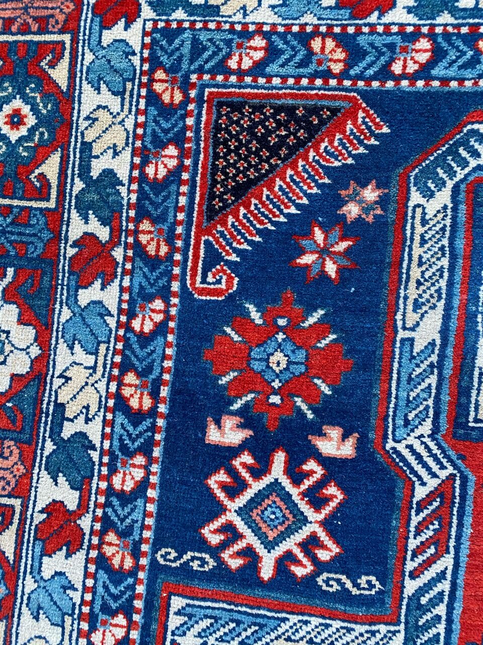 Vintage carpet of the chirwan Caucasus 115x195 cm
