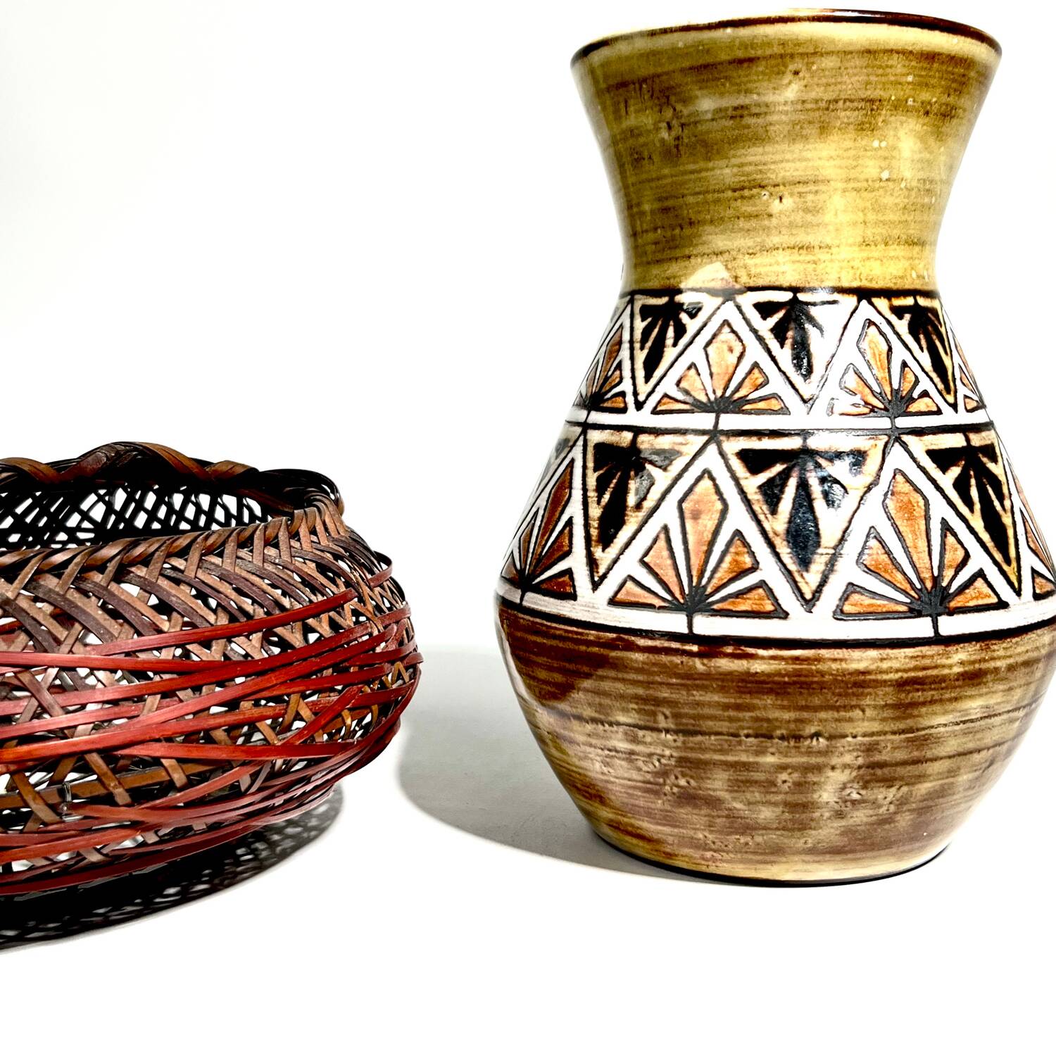 Jean Claude Malarmey, Vallauris - Vase aux feuilles stylisées 1950