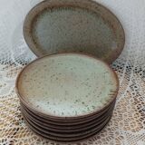 8 flat plates and 1 Vallauris dish
