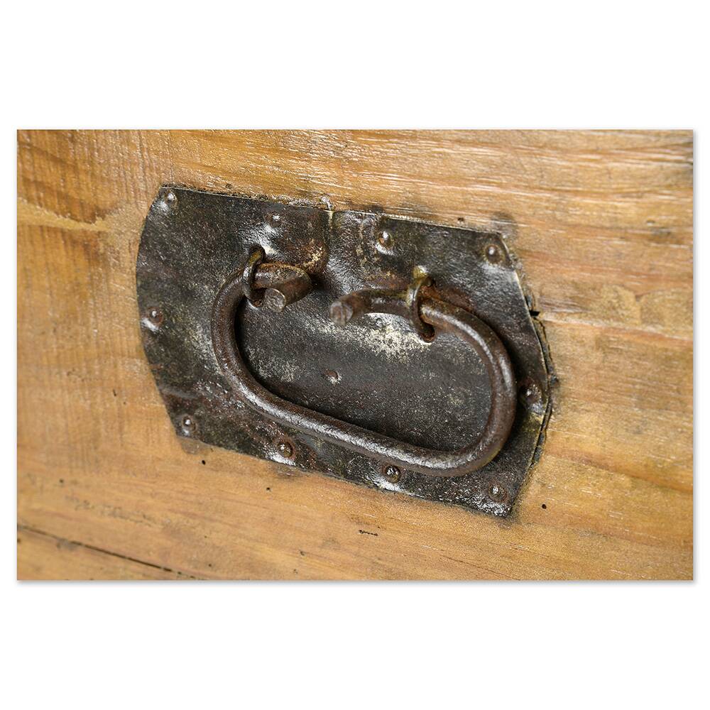 Wooden transport trunk with steel reinforcements