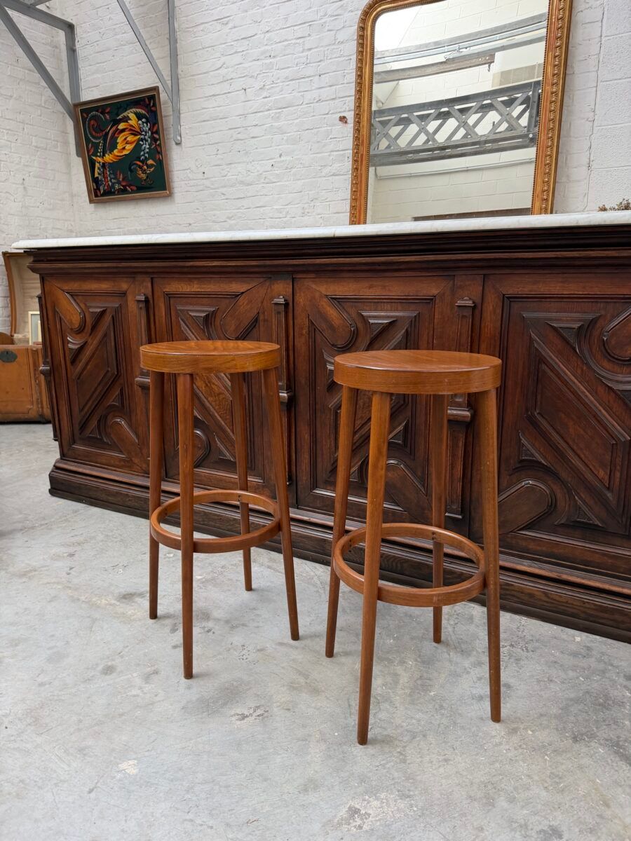 Paire de tabourets « Baumann » pour Henri Julien