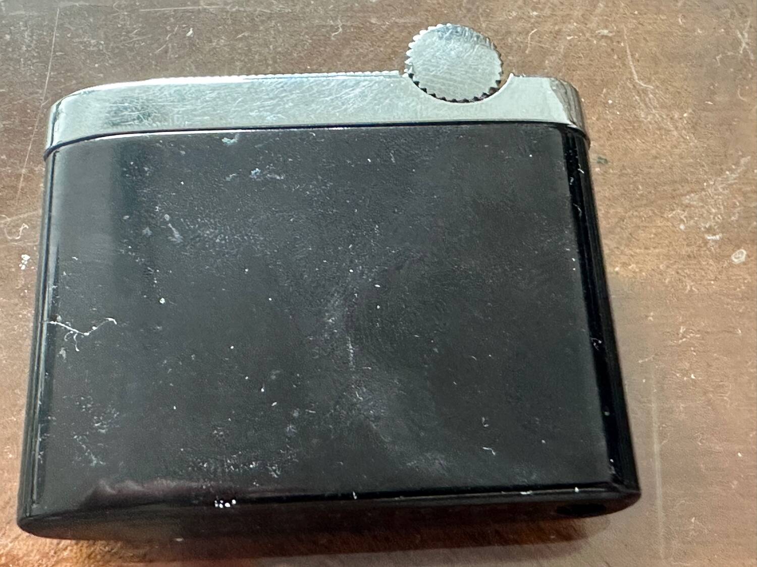 Vintage gas lighter: feudor