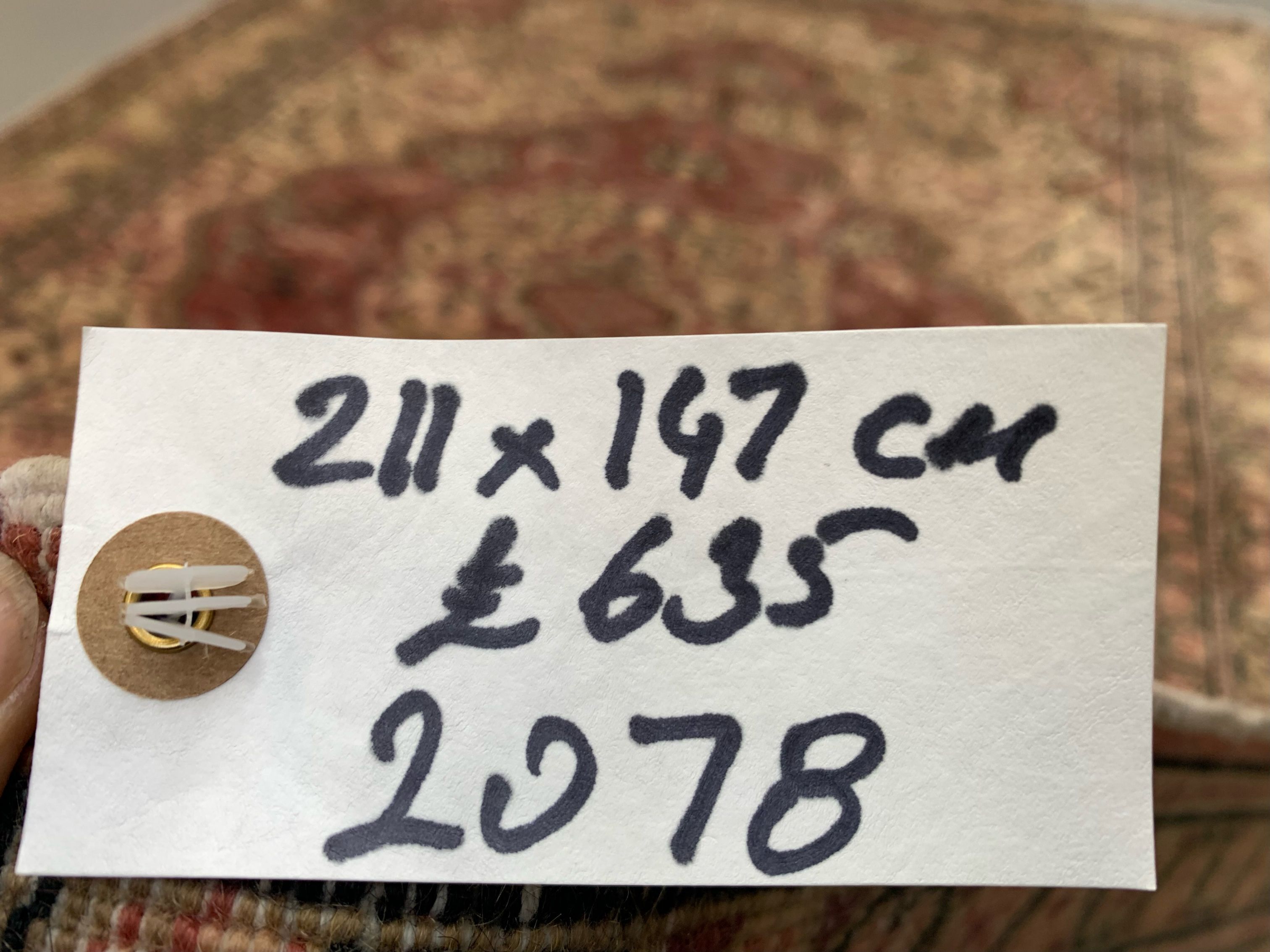 Vintage turkish rug 211x147 cm