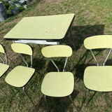 Table et chaises en Formica jaune
