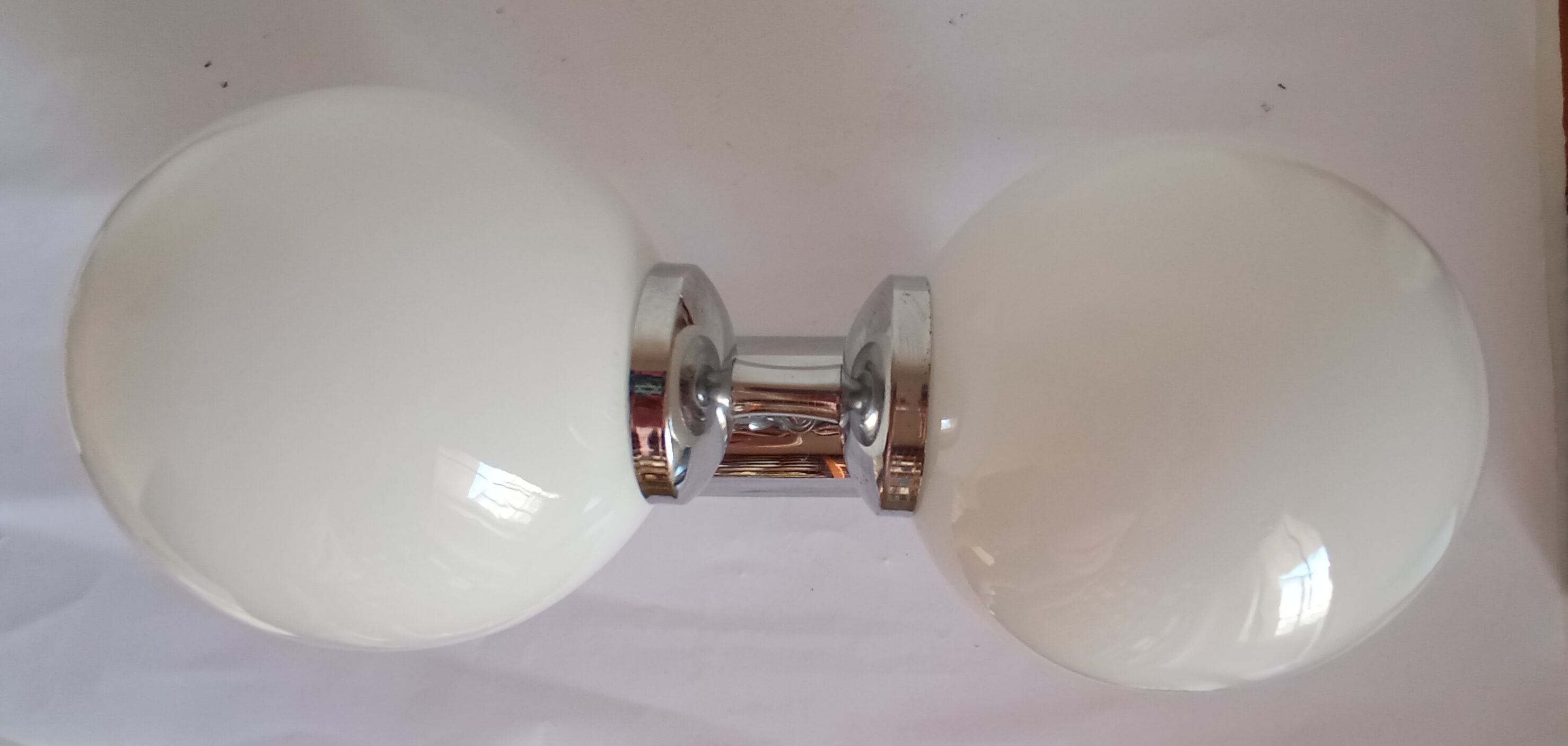 Vintage metal wall lamp