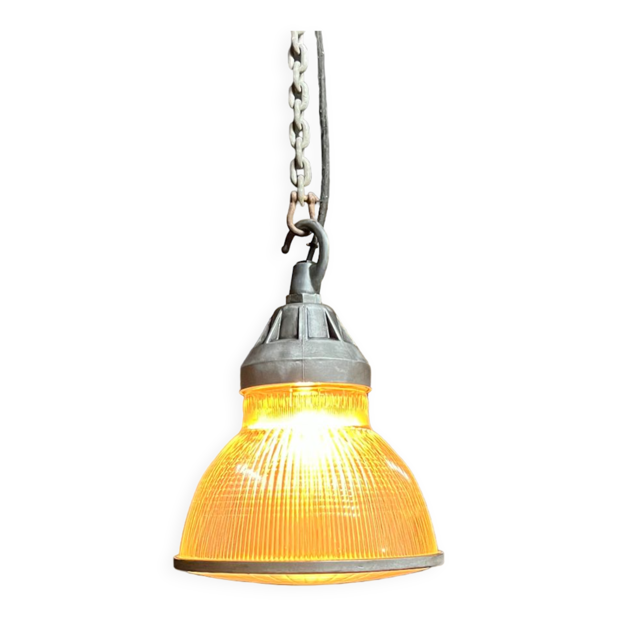 Holophane suspension