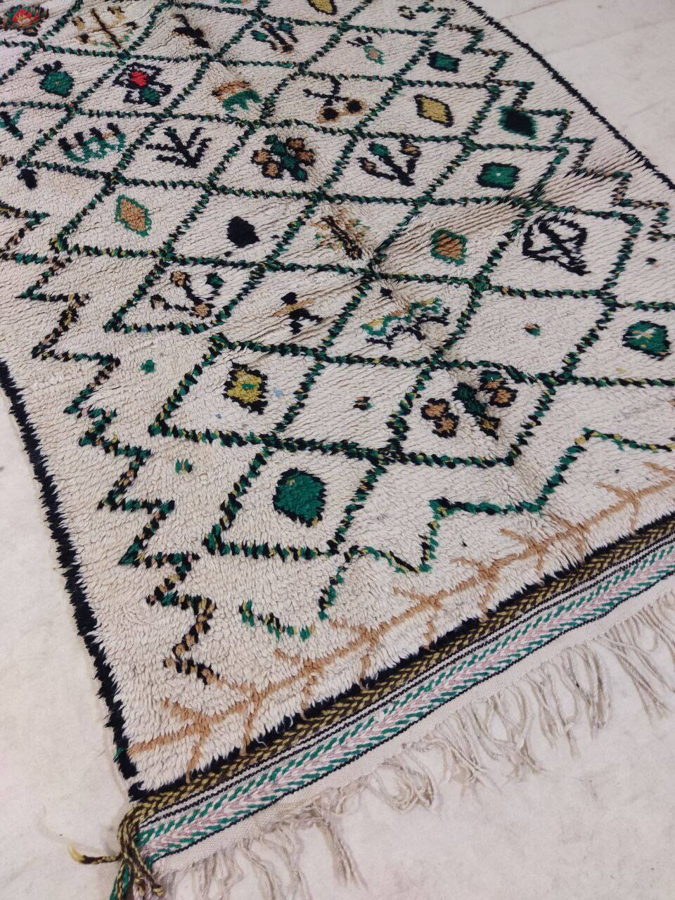Handmade Moroccan Berber rug 376 X 133 CM