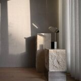 Reflect table lamp in chrome metal, contemporary work.