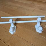Towel rack