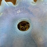 Suspension, old in milky white glass