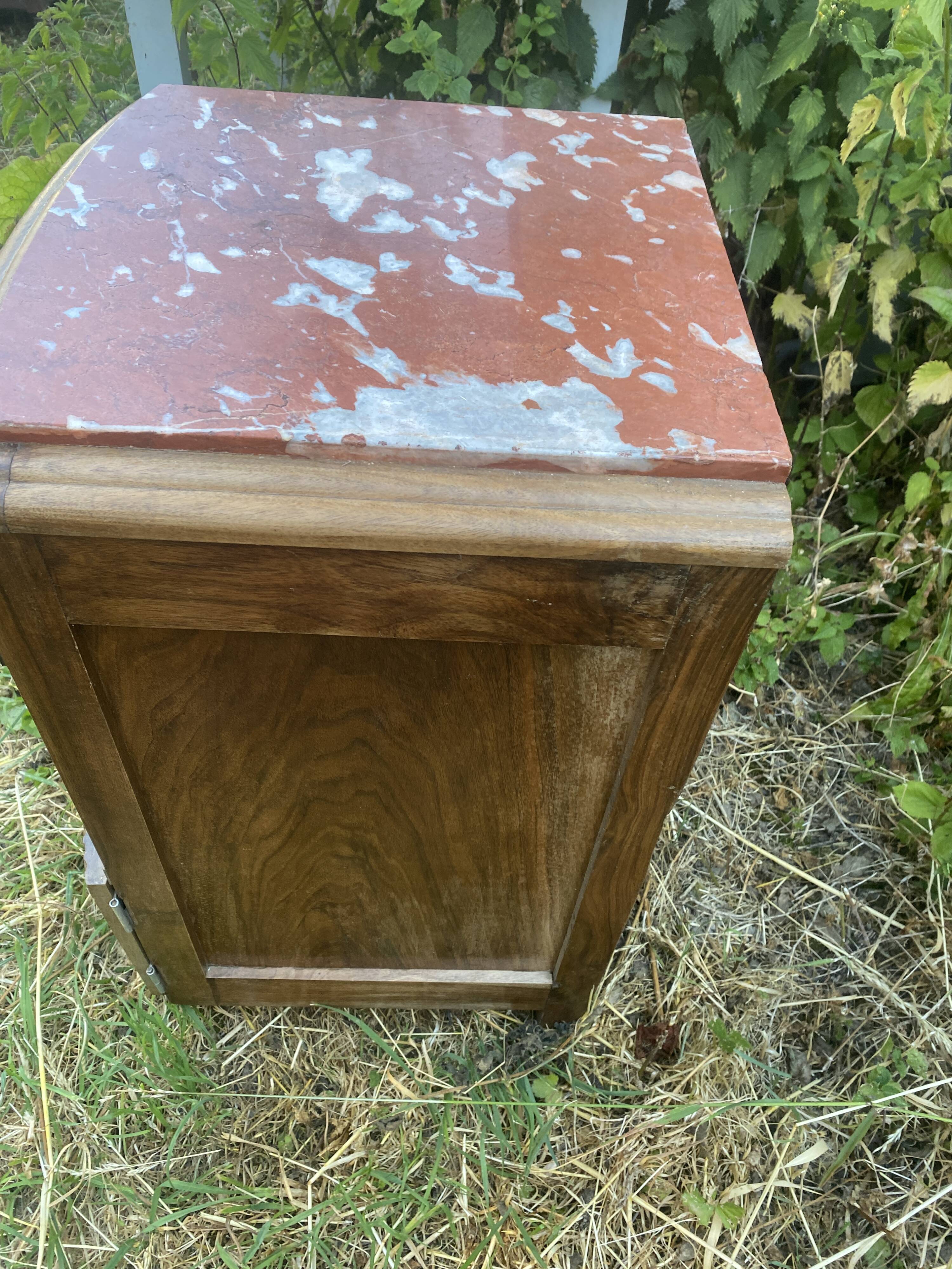 Table de chevet