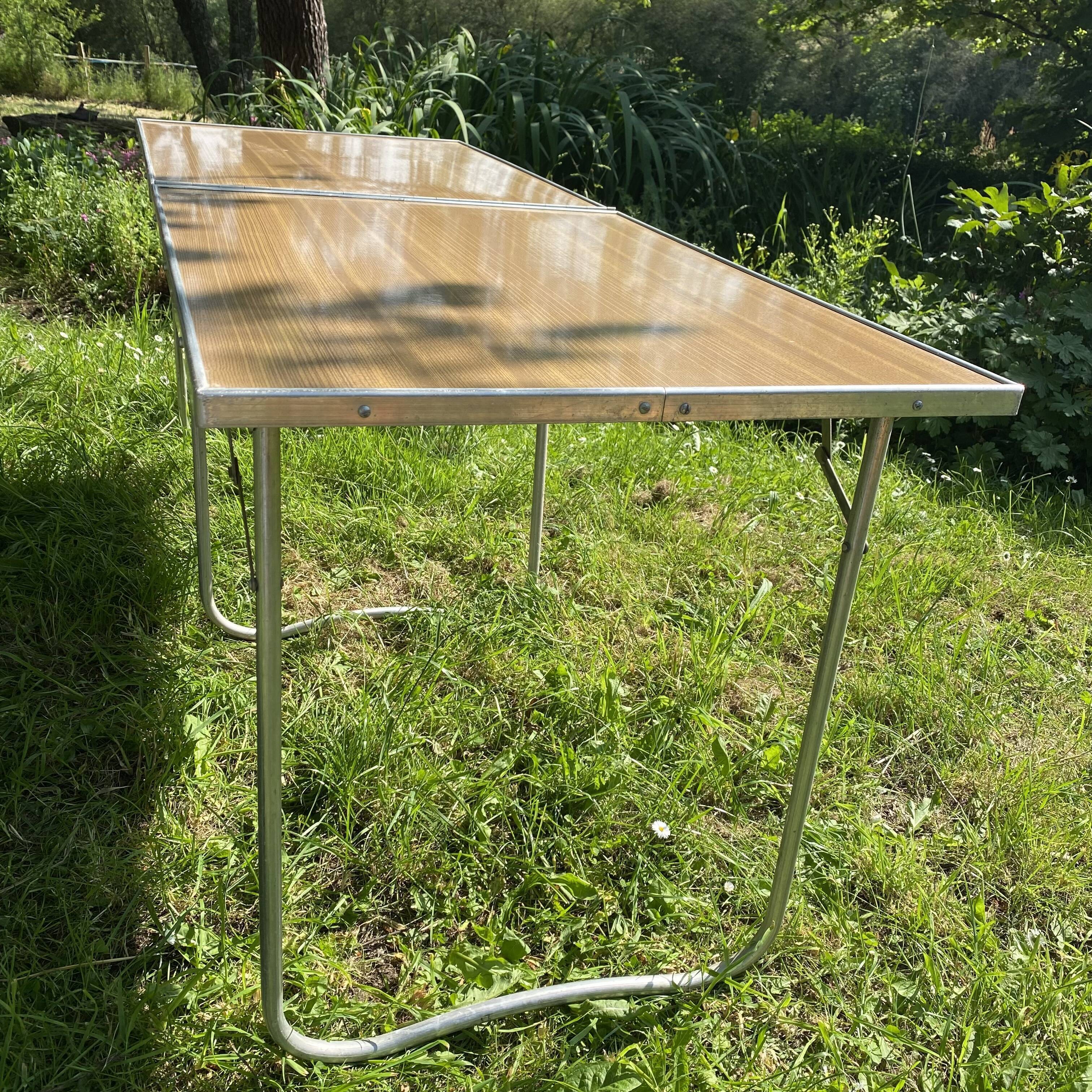 Table de camping pliante en formica