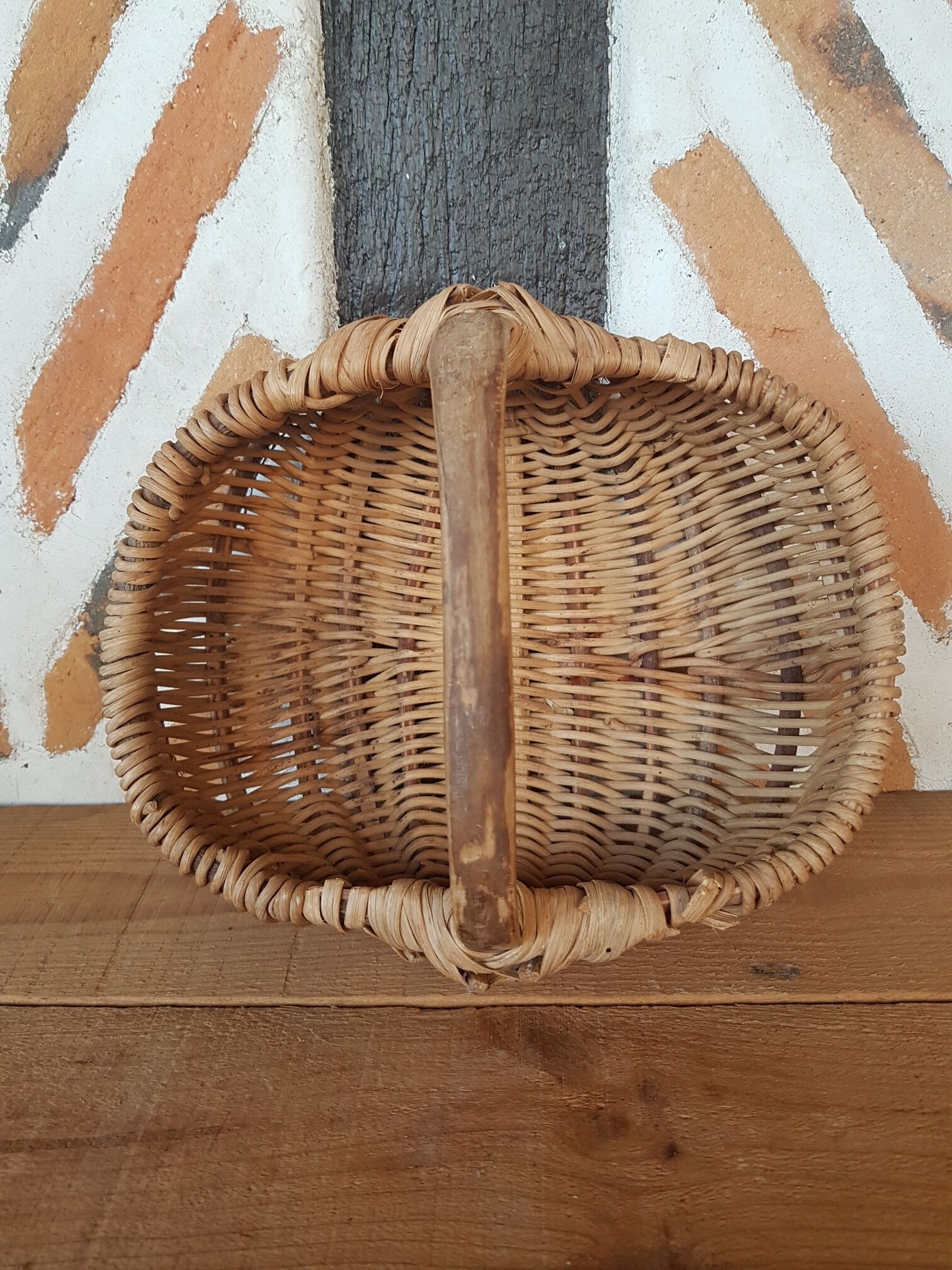 Artisanal wicker basket Auvergne