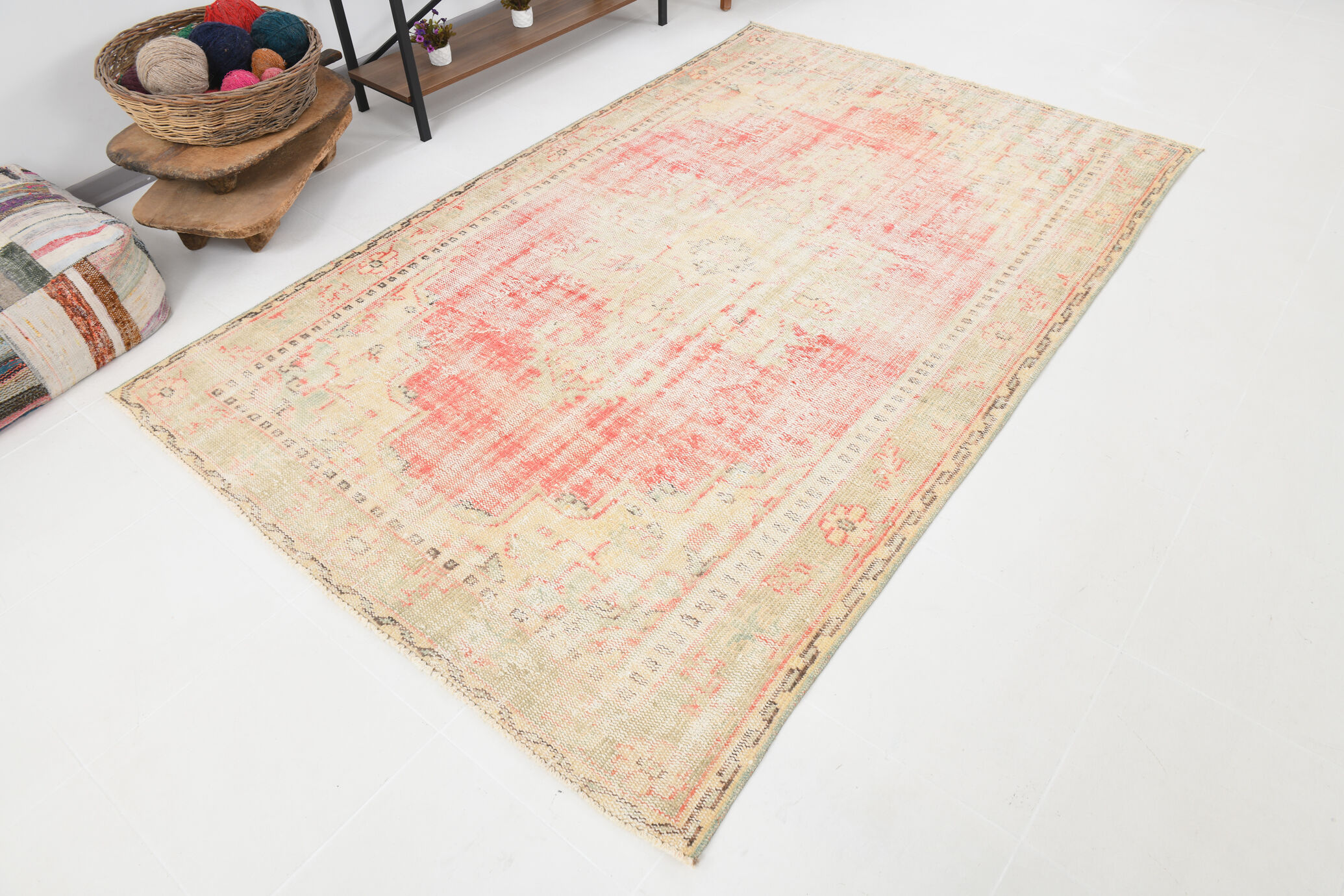 Wool Turksh Carpet Rug 261x165Cm