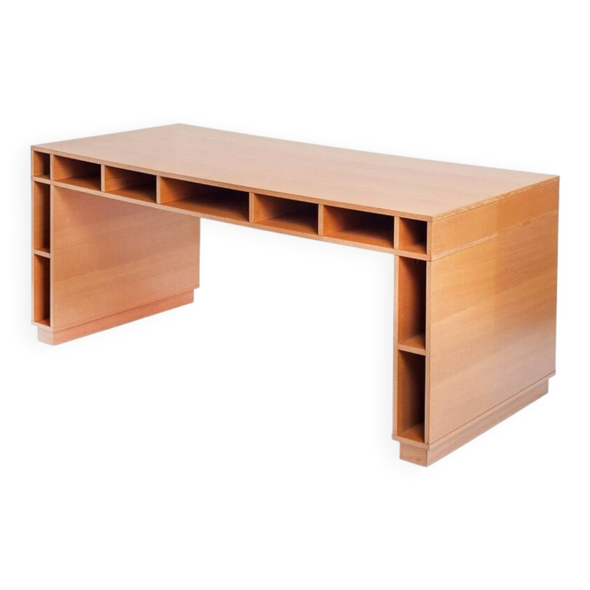 Bureau conçu par Ricardo Bofill pour Habitat. Royaume-Uni, années 1990.