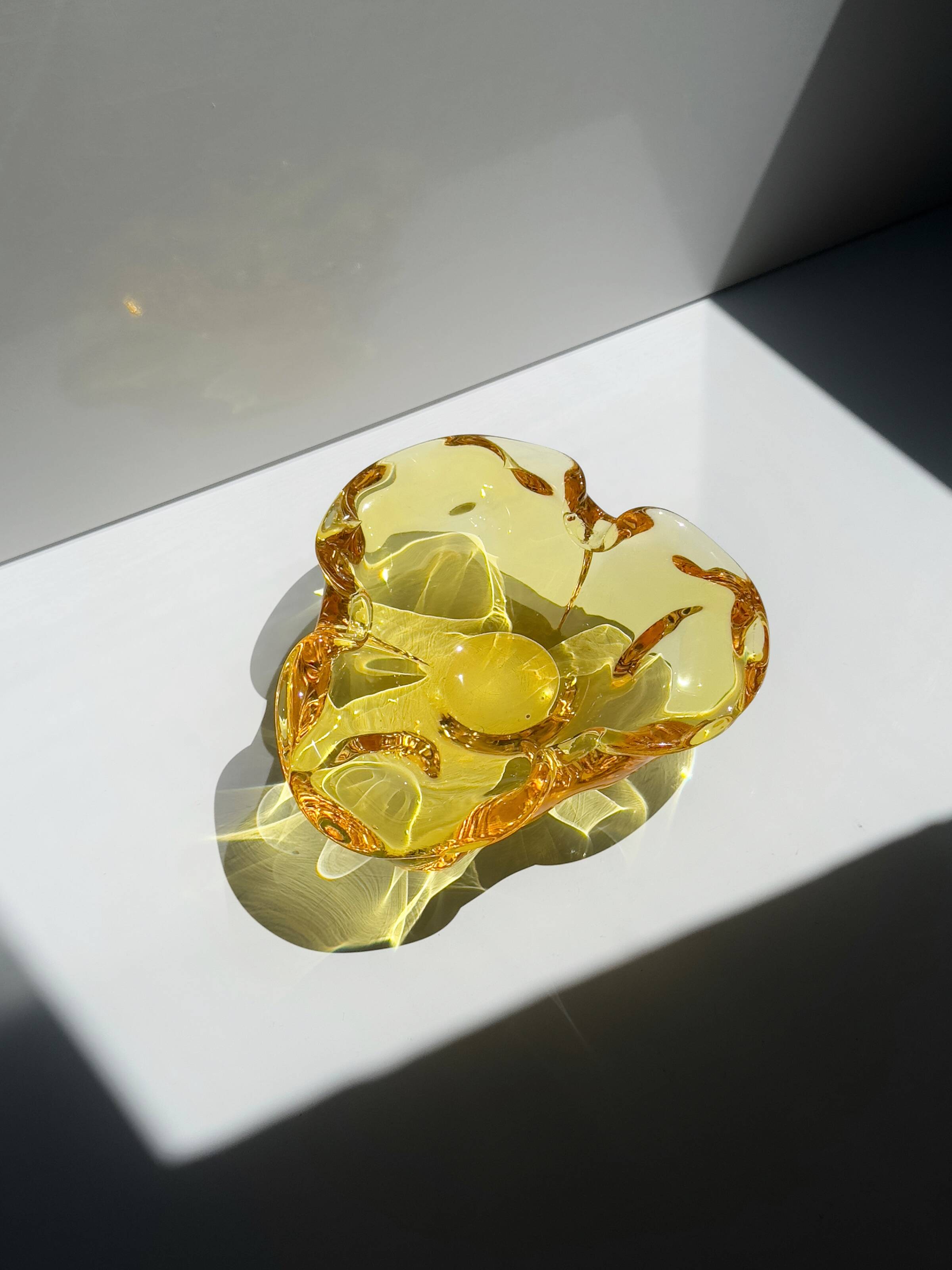 Mid-Century Modern Murano Ashtray in yellow, 1960s