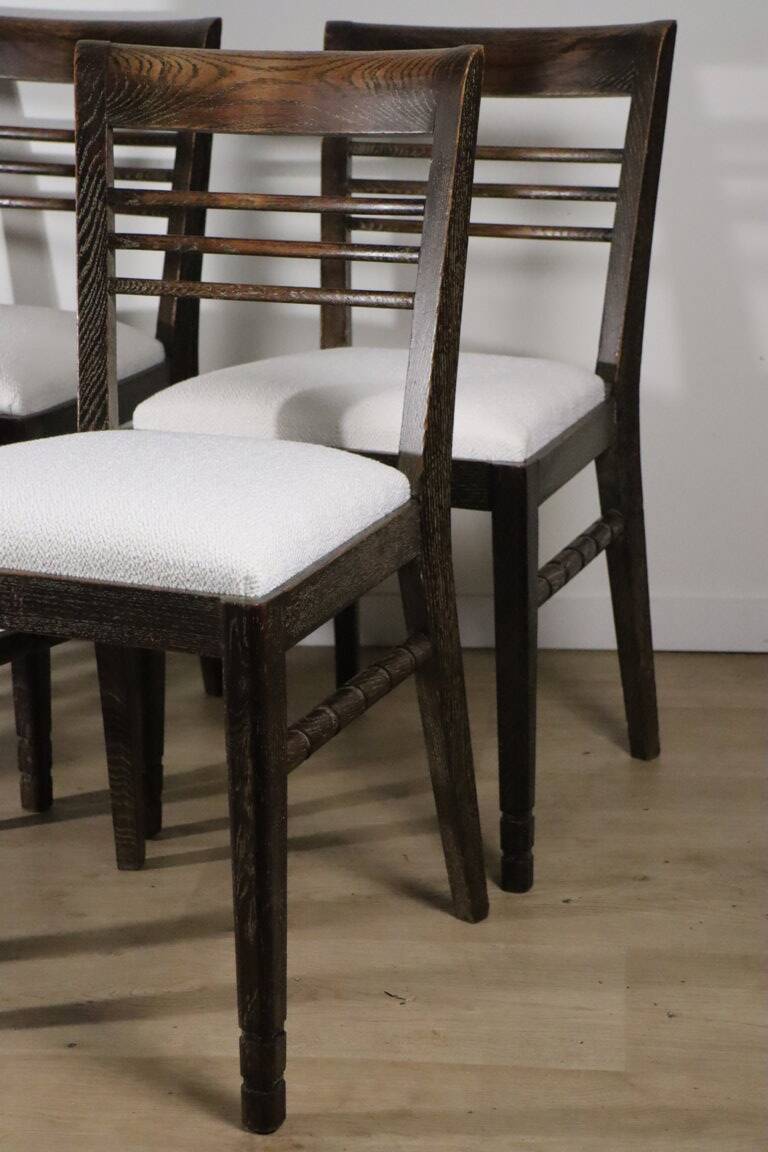 Set of 4 modernist chairs in oak and boucle fabric - 1940