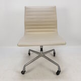 Chair by Charles & Ray Eames for Herman Miller, 1960