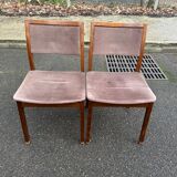 2 Scandinavian Baumann chairs in solid wood and purple velvet, 1960.