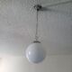 Suspension bistrot globe opaline blanche