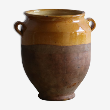 Ancient pottery XIX