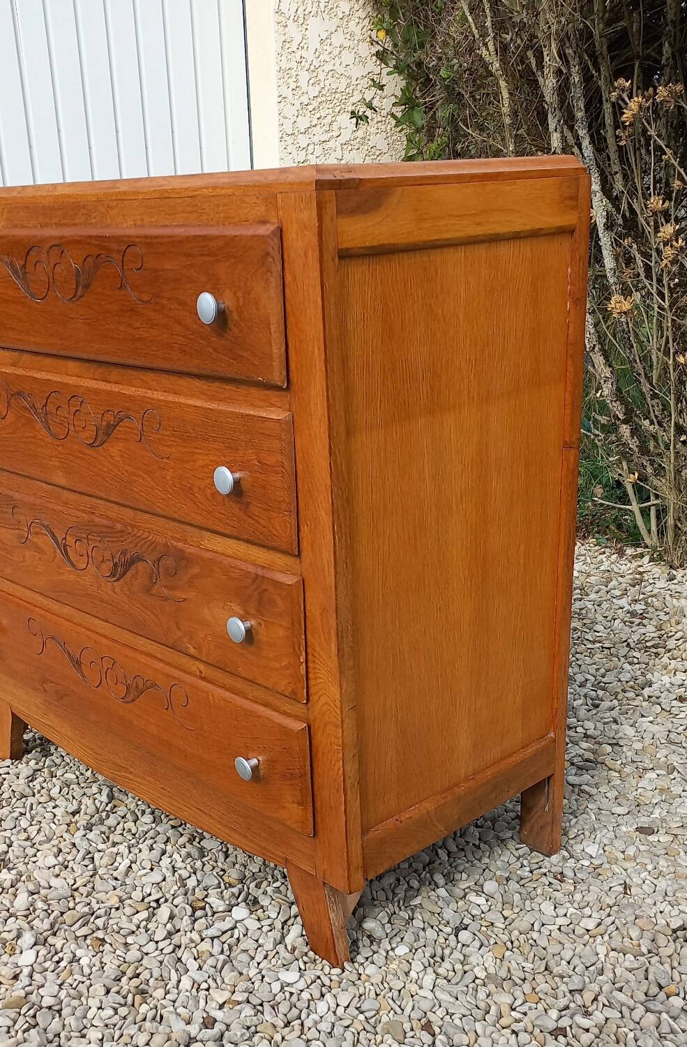 Vintage chest of drawers