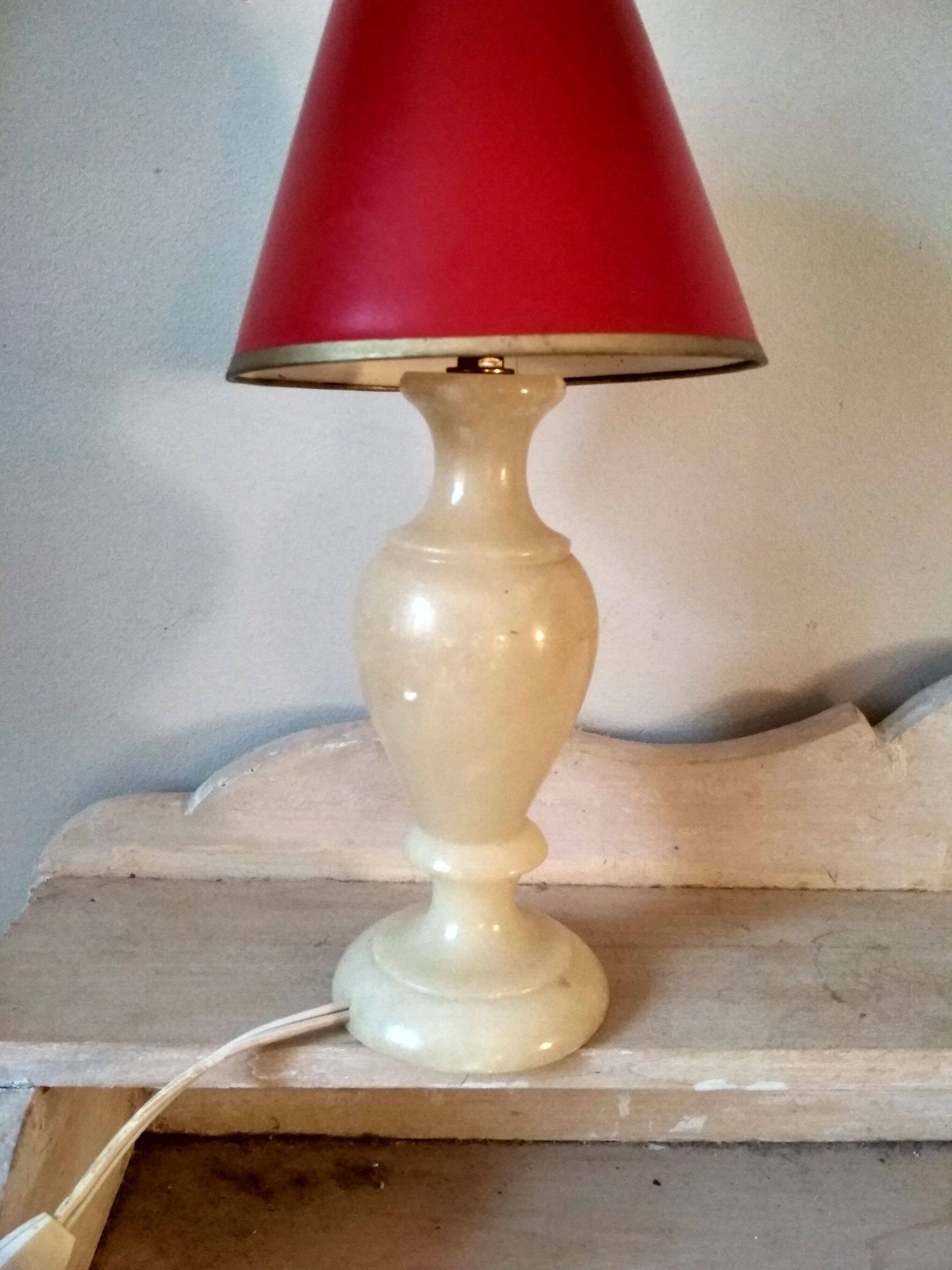 Beige marbled stone lamp base