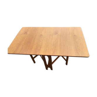 Vintage teak gate leg drop leaf dining table by Jentique