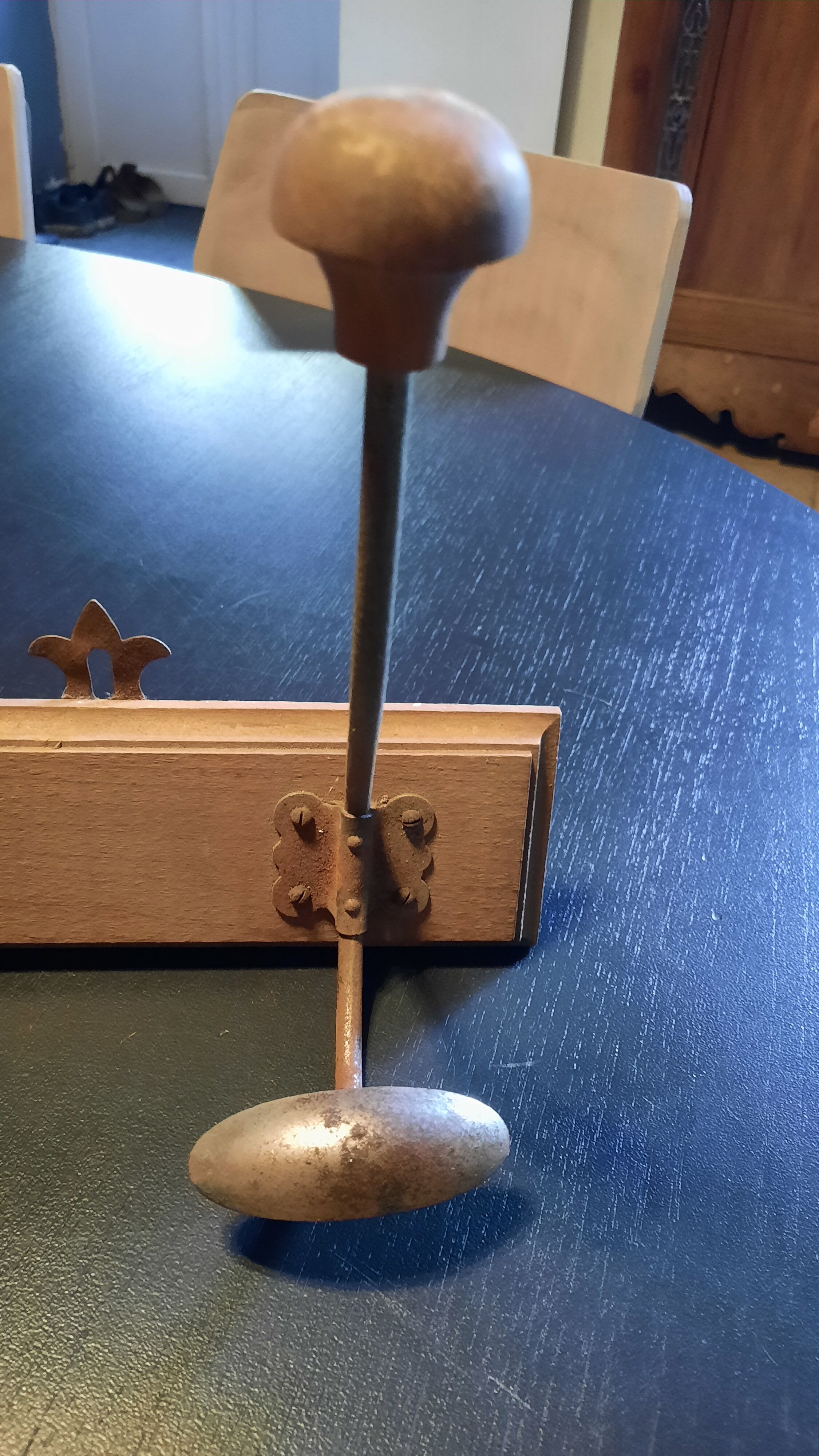 Wall coat rack 3 hooks