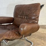 Fauteuil "Wing" en cuir, Harald RELLING, 1980s