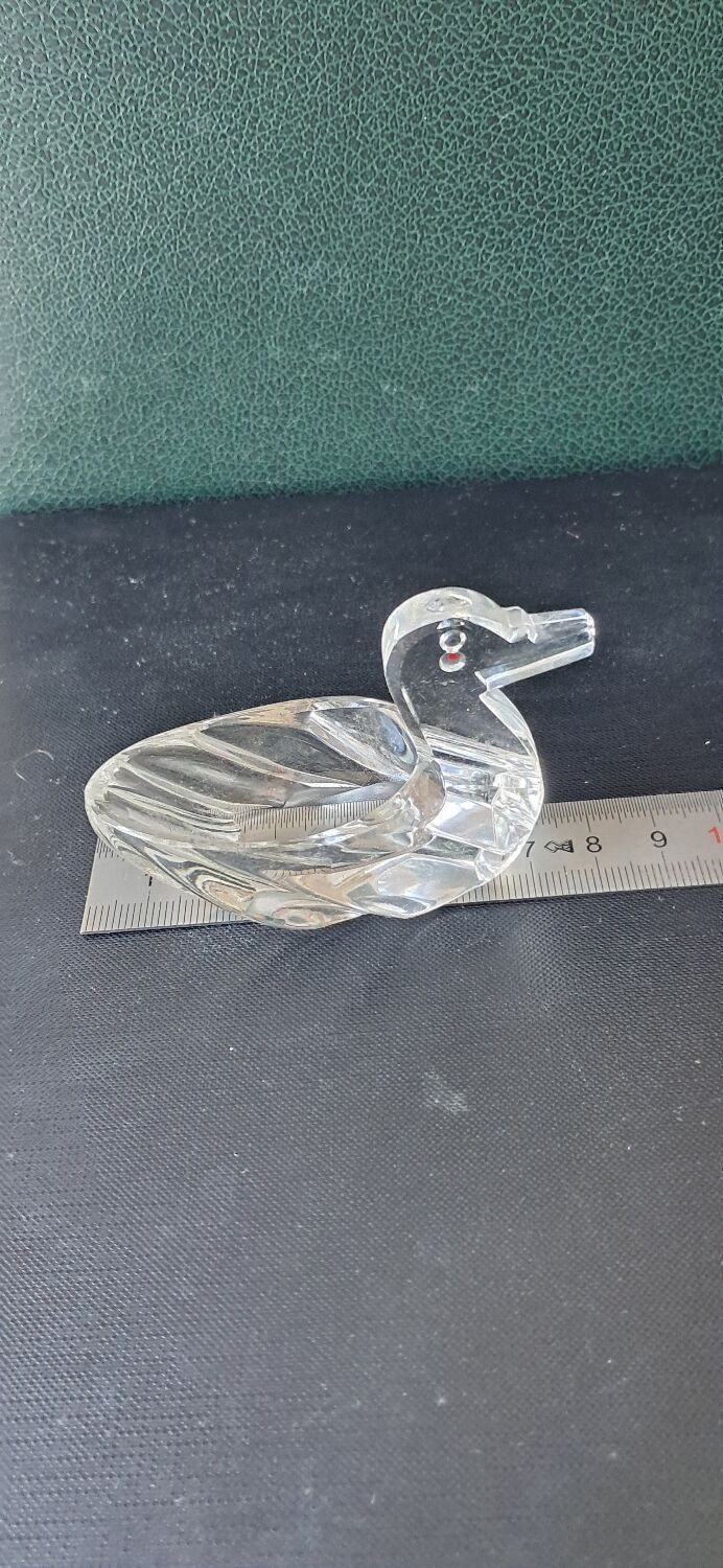 2 duck-shaped crystal salt cellars