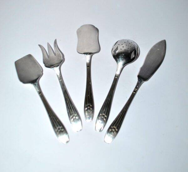 Service covered with mignardise modernist hors d'oeuvre DESIGN 1950 silversmith SA Lys