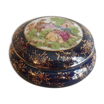 Bonbonnière ancienne en porcelaine décor Fragonard