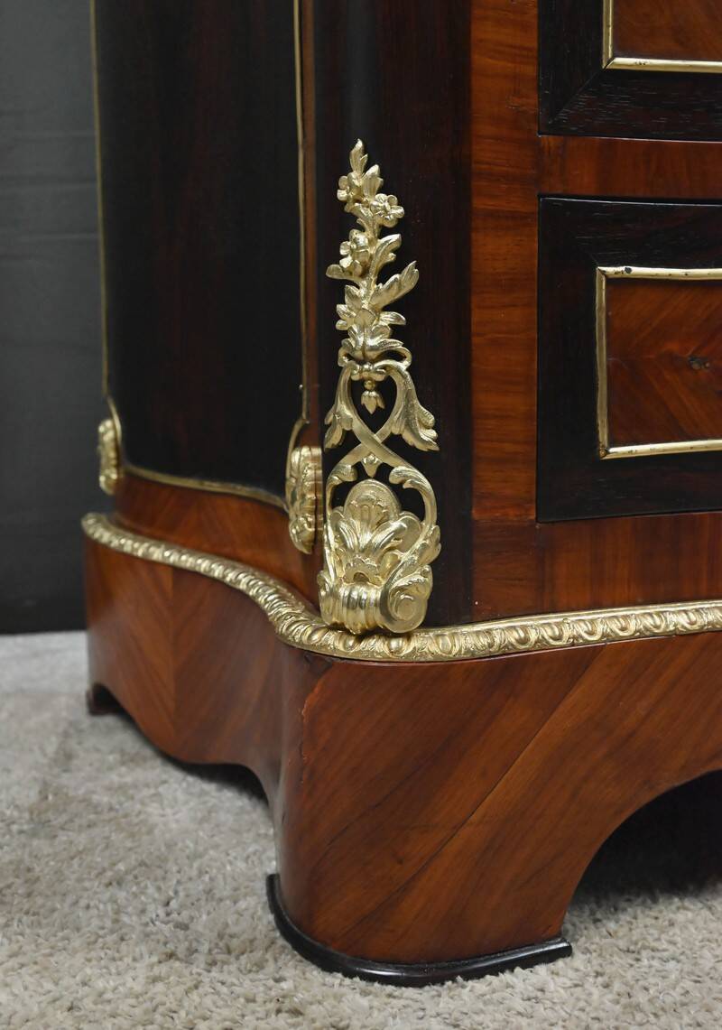 Secretary in precious wood marquetry, Napoleonic III period – Mid 19th century