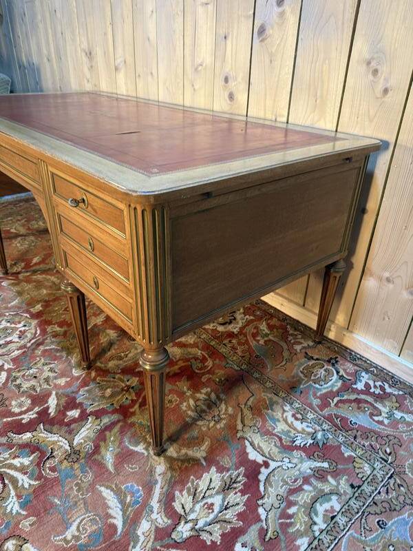 Bureau plat double de style Louis XVI en acajou à 8 pieds