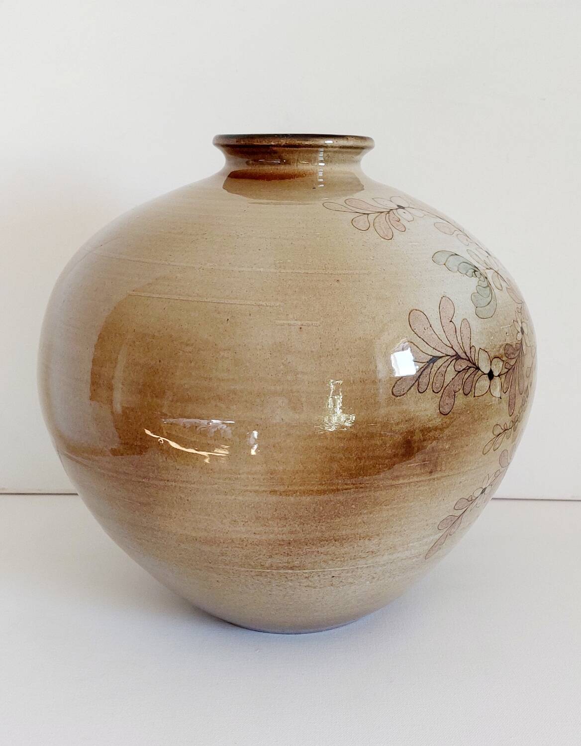 Large vintage Japanese vase