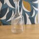 Carafe en verre moulé et gravé