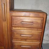 Asymmetric wardrobe