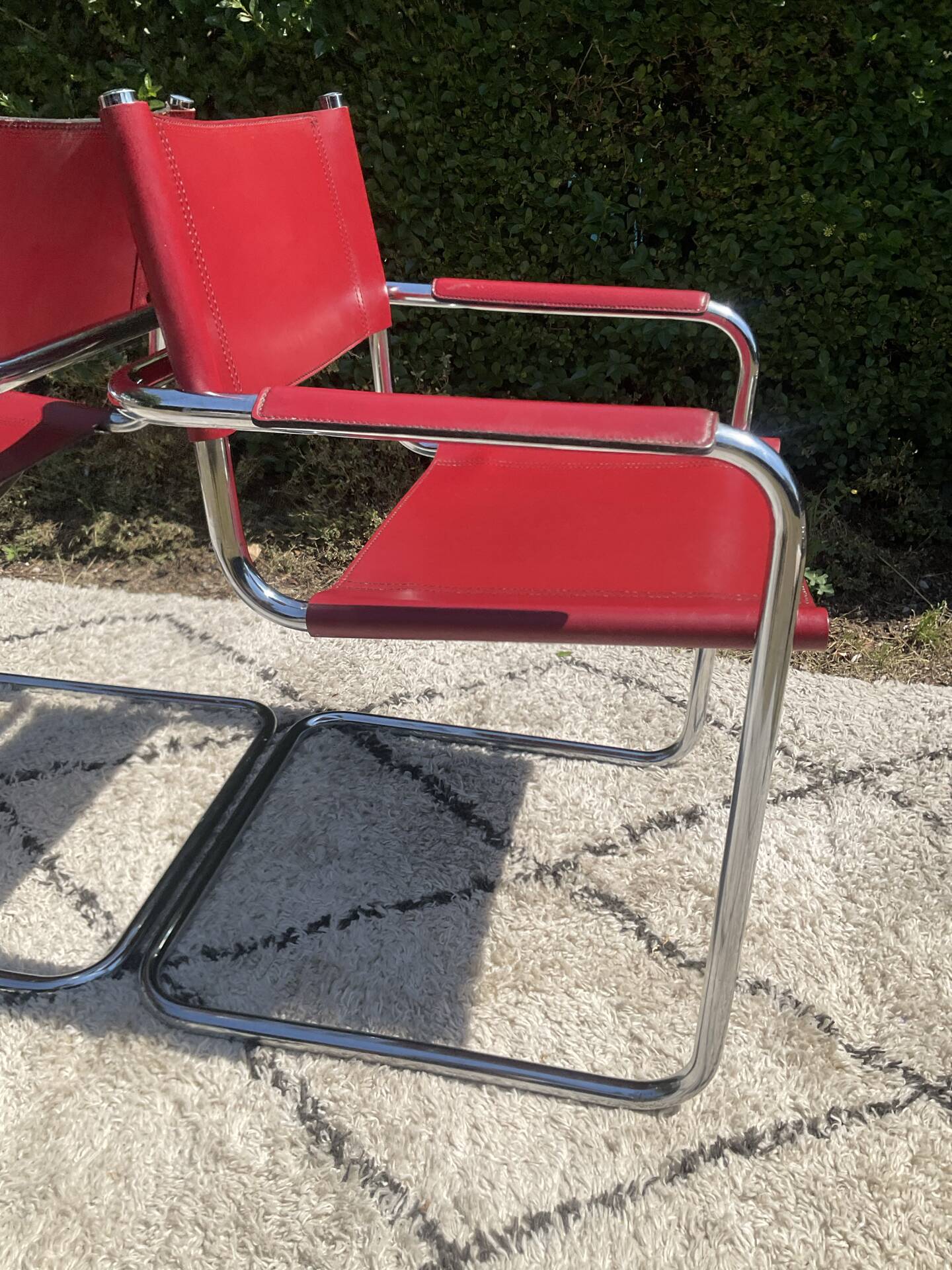 Paire de fauteuils Cantilever style Mart Stam