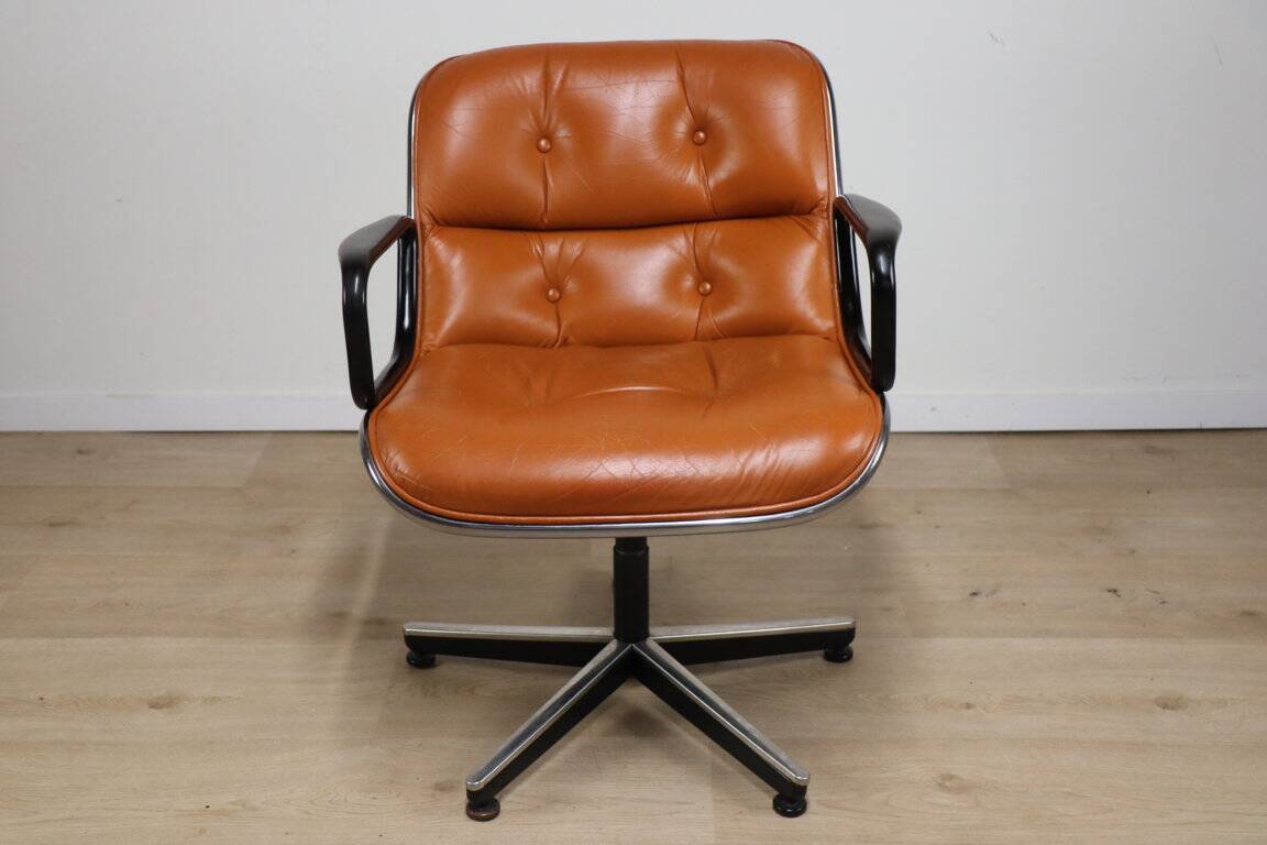 Charles Pollock leather office chair, Knoll edition, 1970