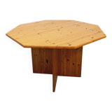 Vintage octagonal dining table from the 1980s in pine with an extension.