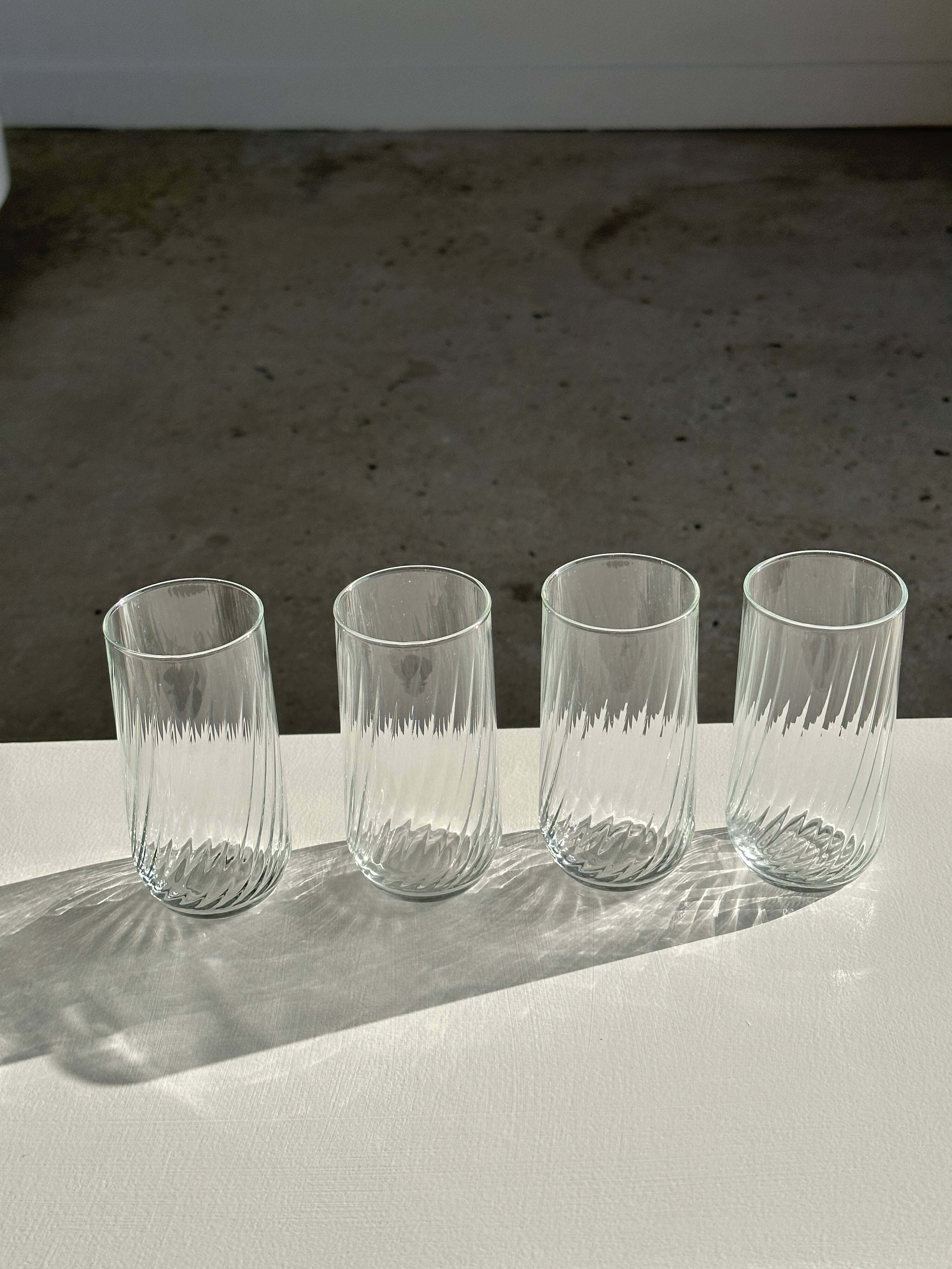 Lot de 4 verres à eau transparent torsadé H:12cm