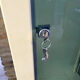 Armoire metallique vintage