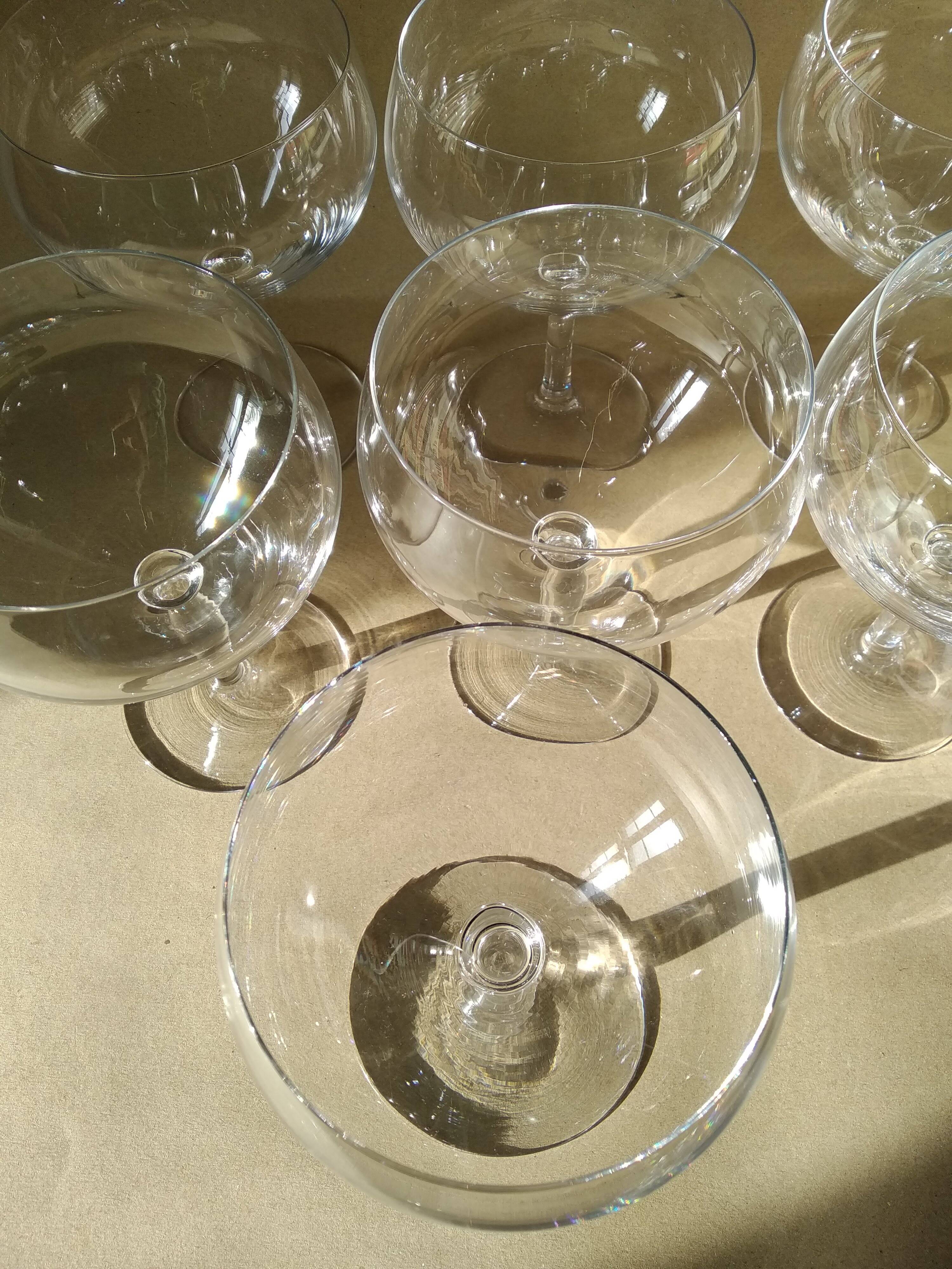 Set of 7 large crystal glasses for wine or cocktail tasting