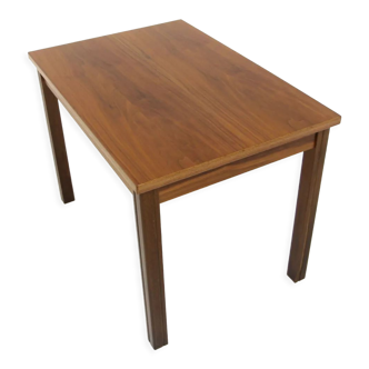 Table d'appoint scandinave en noyer, Suède, 1960