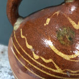 Cruche roumaine ancienne